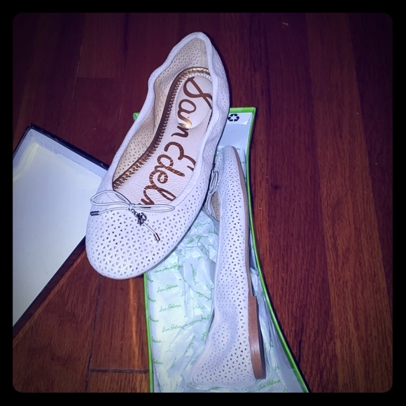 Sam Edelman Felicia Ballet Flats - Picture 1 of 4